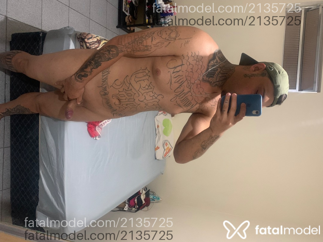 Acompanhante homem com cabelo castanho de olhos verdes em Guarulhos - Henrry