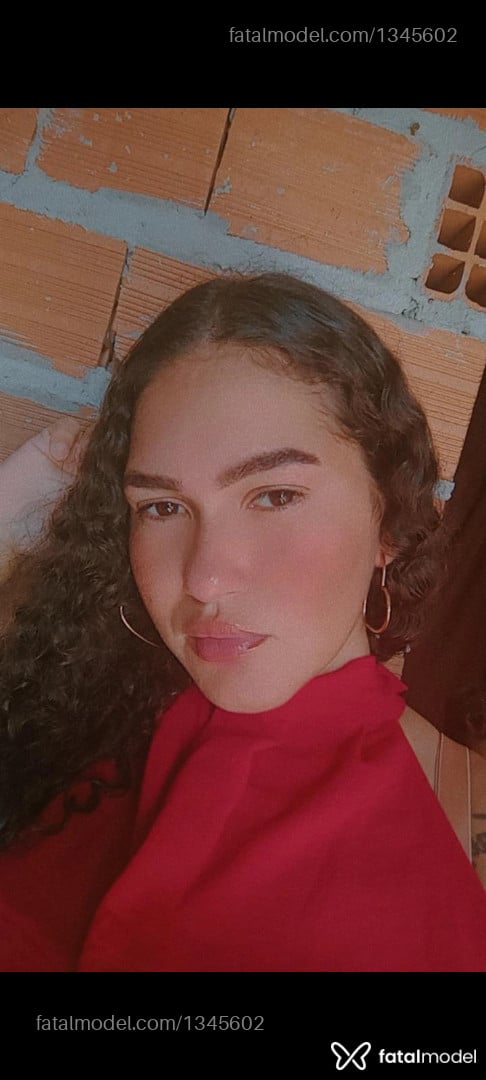 Acompanhante mulher ruiva (o) de olhos castanhos - Jaqueline
