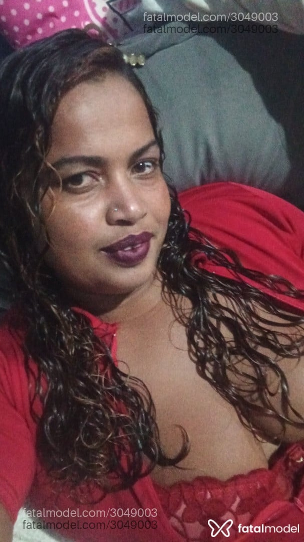 Acompanhante mulher morena (o) de olhos mel - MORENA Acompanhante mulher morena (o) de olhos mel - MORENA