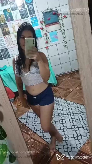 Acompanhante mulher morena (o) de olhos castanhos - Moreeninhaa Acompanhante mulher morena (o) de olhos castanhos - Moreeninhaa