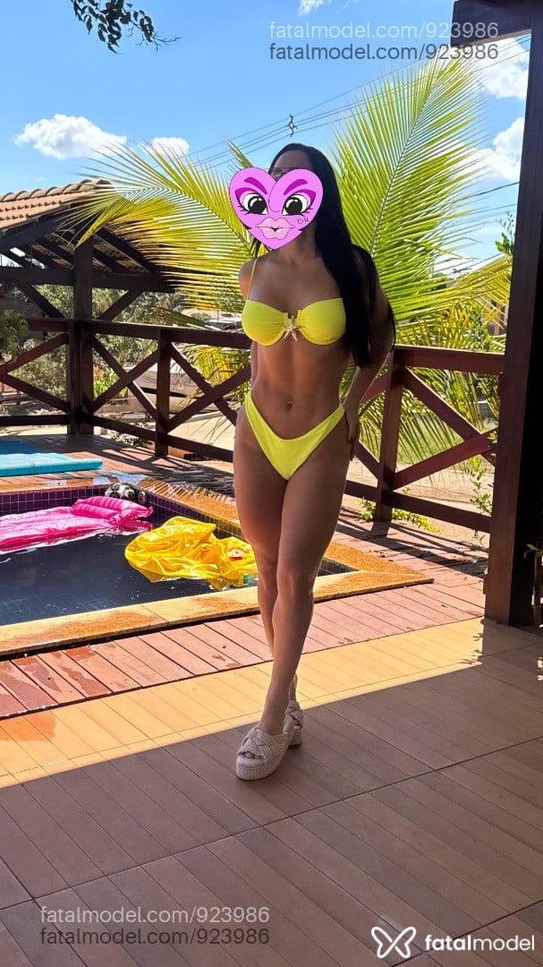 Acompanhante mulher morena (o) de olhos pretos em Patrocínio - Manoelle Alencar