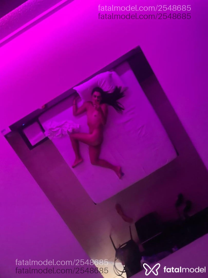 Acompanhante mulher trans morena (o) de olhos castanhos em Ourinhos - Hanna Albuquerque