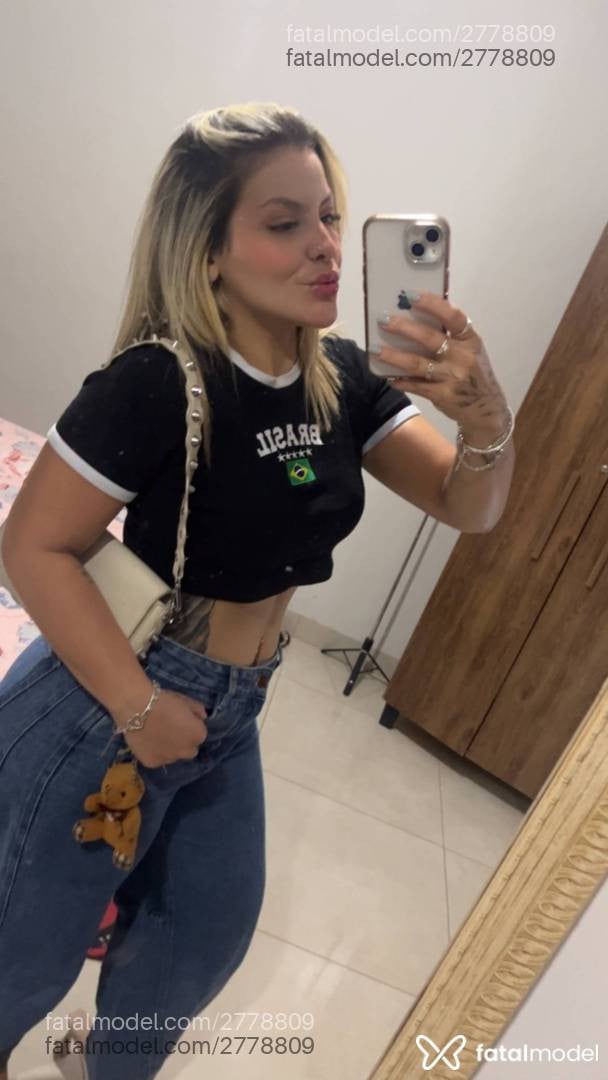 Acompanhante mulher com cabelo castanho de olhos castanhos - Chloe