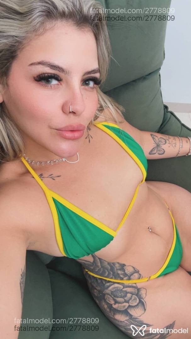 Acompanhante mulher com cabelo castanho de olhos castanhos - Chloe