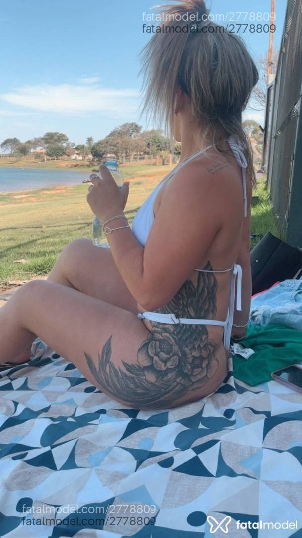 Acompanhante mulher com cabelo castanho de olhos castanhos - Chloe