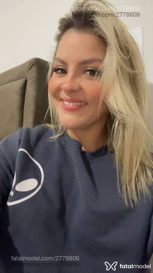Acompanhante mulher com cabelo castanho de olhos castanhos - Chloe