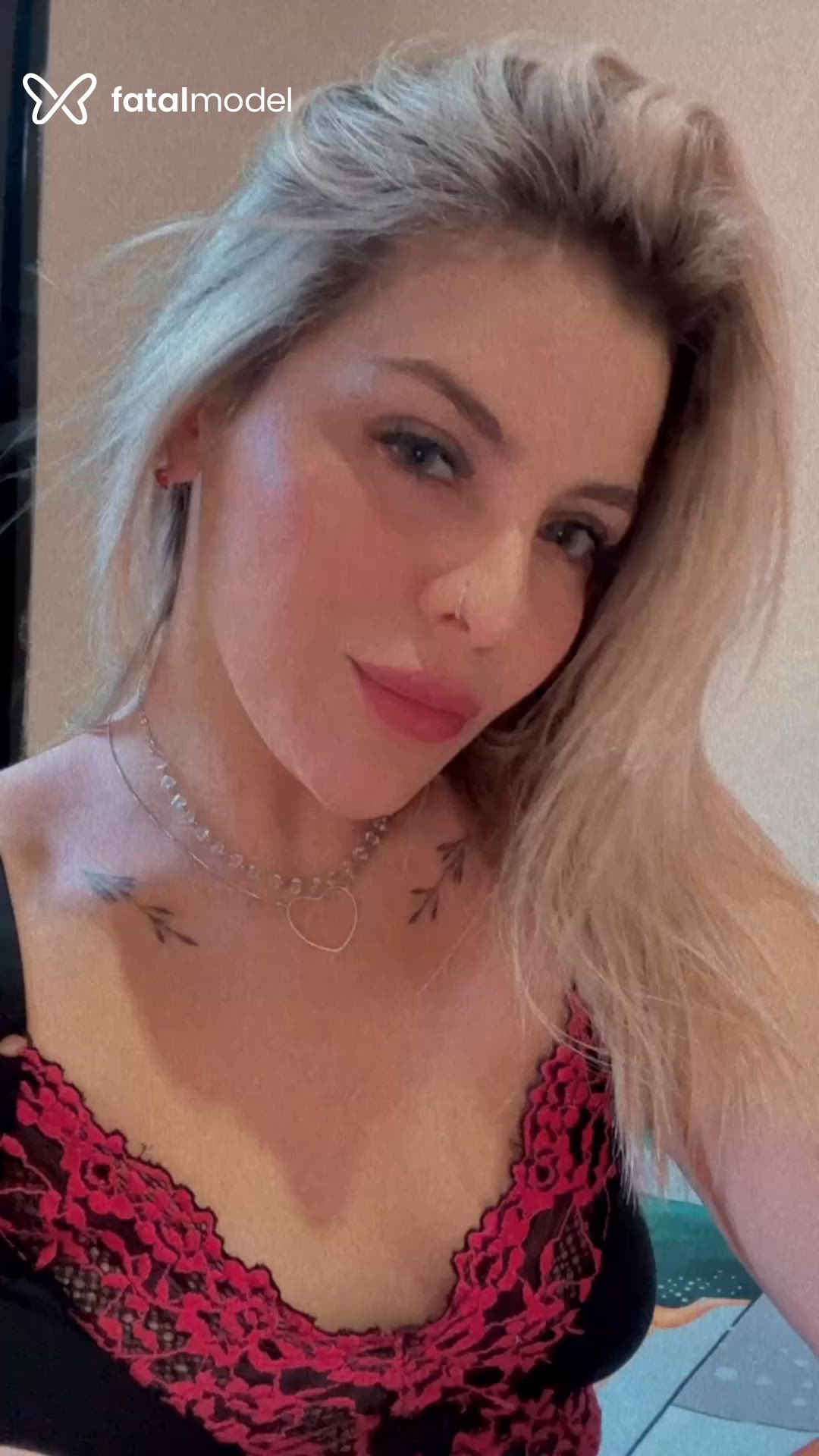 Acompanhante mulher com cabelo castanho de olhos castanhos - Chloe