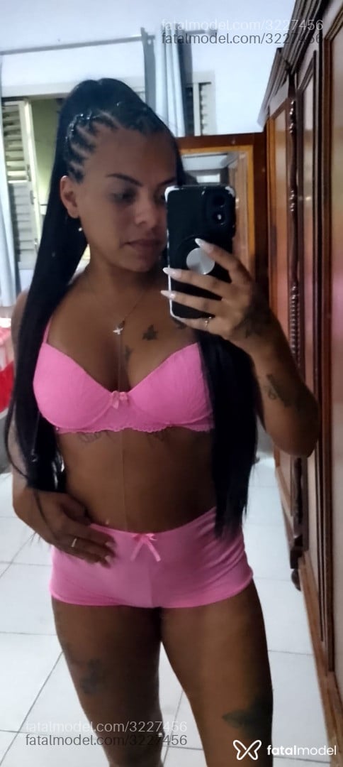 Acompanhante mulher morena (o) de olhos castanhos em Lorena - Yngrid