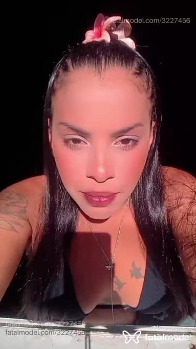 Acompanhante mulher morena (o) de olhos castanhos em Lorena - Yngrid