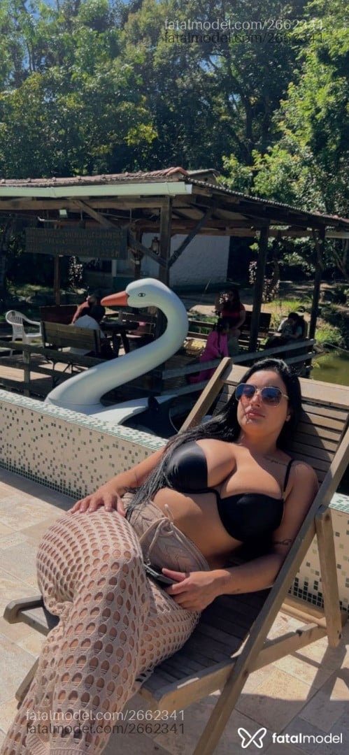 Acompanhante mulher morena (o) de olhos castanhos - Melissa Acompanhante mulher morena (o) de olhos castanhos - Melissa
