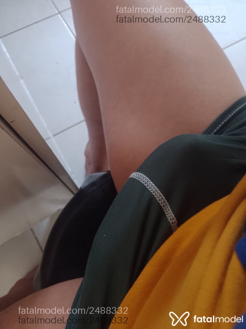 Acompanhante homem com cabelo castanho de olhos verdes em Praia Grande Acompanhante homem com cabelo castanho de olhos verdes em Praia Grande - Galegogoiano