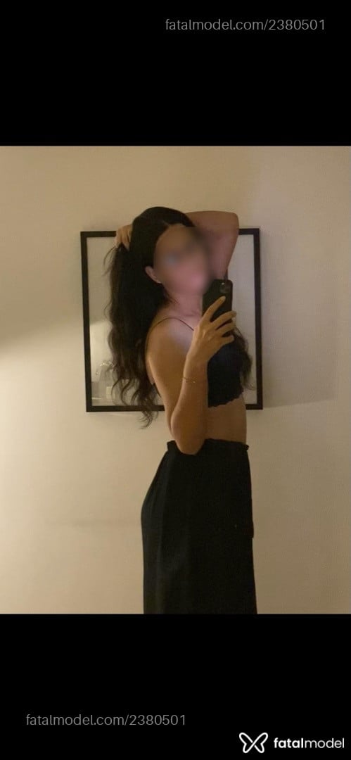 Acompanhante mulher trans com cabelo castanho de olhos castanhos em Belo Horizonte - Isabela Lisboa