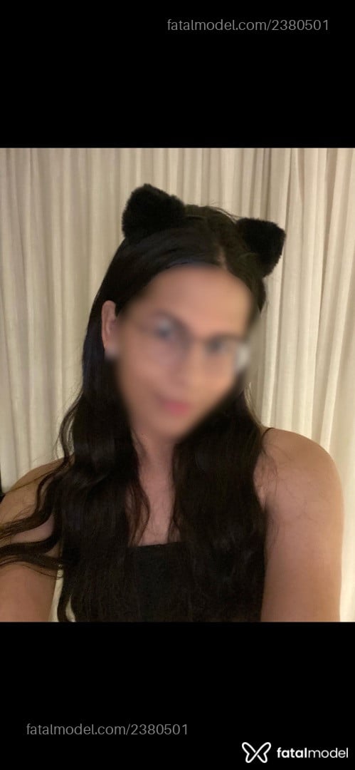 Acompanhante mulher trans com cabelo castanho de olhos castanhos em Belo Horizonte - Isabela Lisboa