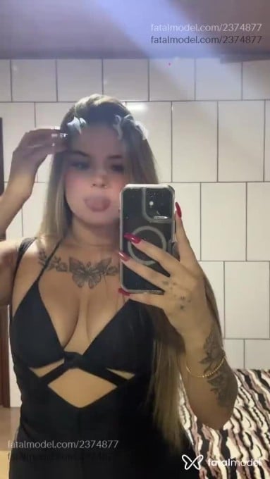 Acompanhante mulher loira (o) de olhos castanhos em Pelotas Acompanhante mulher loira (o) de olhos castanhos em Pelotas - Tayssa Eduarda