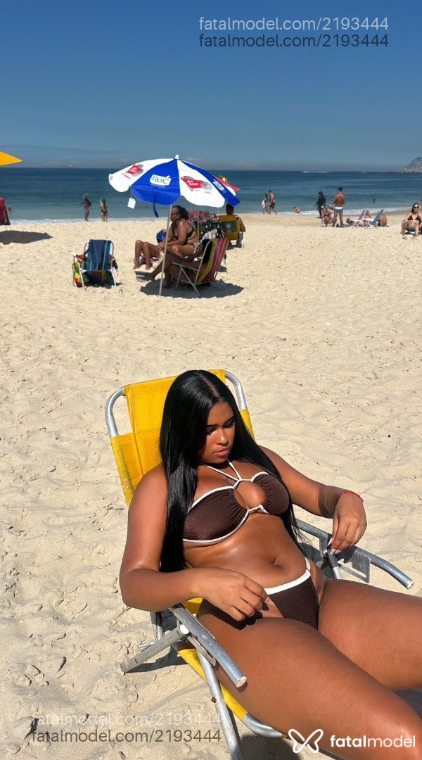 Acompanhante mulher morena (o) de olhos castanhos - Amanda Acompanhante mulher morena (o) de olhos castanhos - Amanda