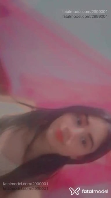 Acompanhante mulher com cabelo castanho de olhos pretos em Virtual - Annyy