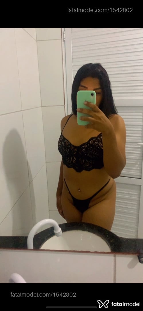 Acompanhante mulher trans morena (o) de olhos pretos em Itapipoca - Laryssa