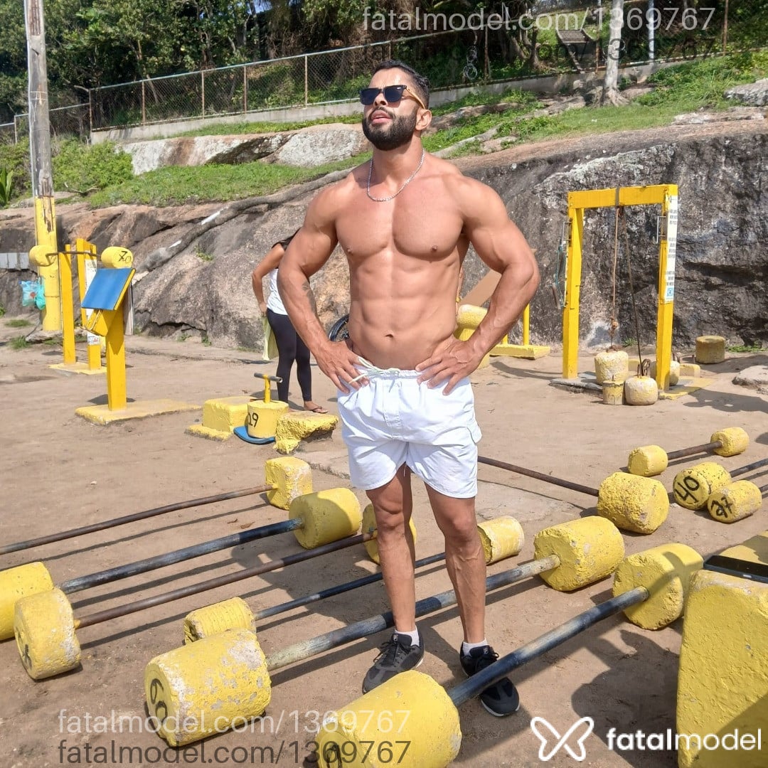 Acompanhante homem com cabelo castanho de olhos castanhos em Rio de Janeiro - Xandao