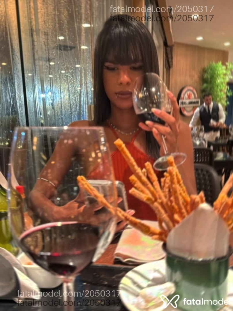 Acompanhante mulher trans morena (o) de olhos pretos em Rio de Janeiro - Daphine