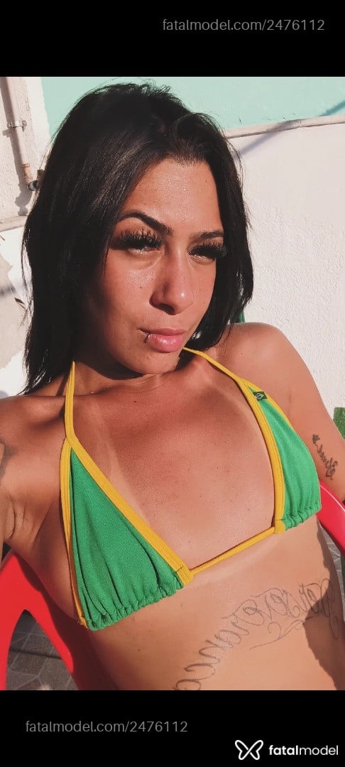 Acompanhante mulher loira (o) de olhos castanhos em Rio de Janeiro - Tókio