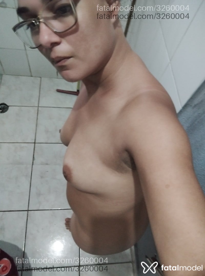 Acompanhante mulher morena (o) de olhos castanhos - Sabrina Acompanhante mulher morena (o) de olhos castanhos - Sabrina