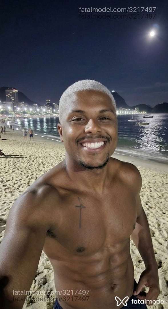 Acompanhante homem morena (o) de olhos castanhos em Nova Iguaçu - Diogo