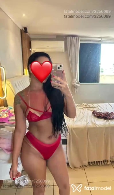Acompanhante mulher morena (o) de olhos pretos em Teresópolis - Paola