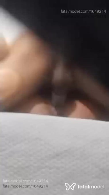 Acompanhante homem com cabelo castanho de olhos pretos em Nova Mutum - Bruno