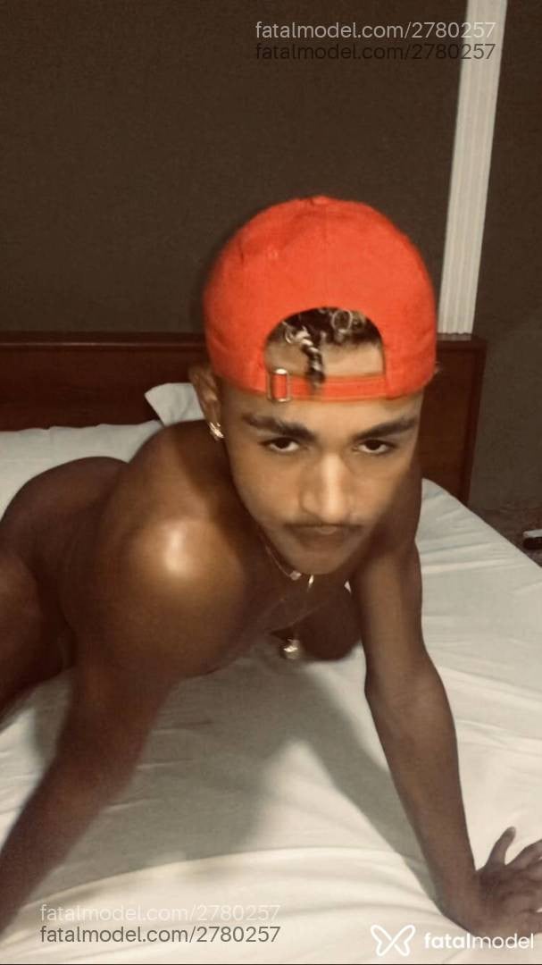 Acompanhante homem morena (o) de olhos verdes em Sete Lagoas - Lannext
