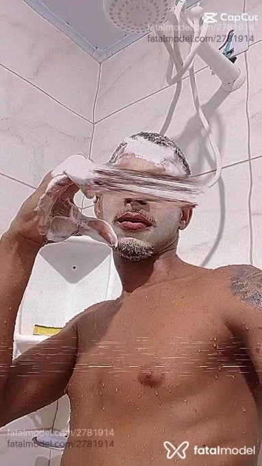 Acompanhante homem com cabelo castanho de olhos mel em Aracruz Acompanhante homem com cabelo castanho de olhos mel em Aracruz - Dantas