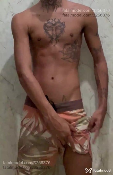Acompanhante homem morena (o) de olhos pretos em Rio de Janeiro - Felps