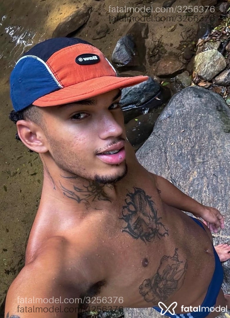Acompanhante homem morena (o) de olhos pretos em Rio de Janeiro - Felps