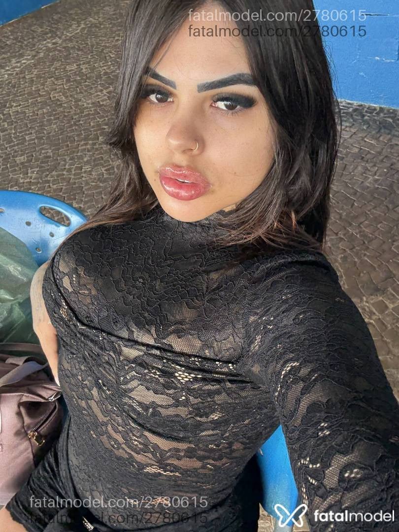 Acompanhante mulher morena (o) de olhos castanhos - Luara