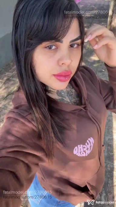 Acompanhante mulher morena (o) de olhos castanhos em Indaiatuba Acompanhante mulher morena (o) de olhos castanhos em Indaiatuba - Luara