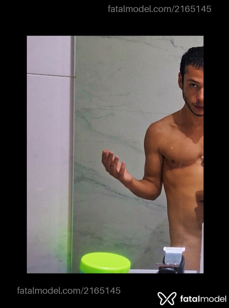 Acompanhante homem trans com cabelo castanho de olhos castanhos em Rio de Janeiro - Bragi