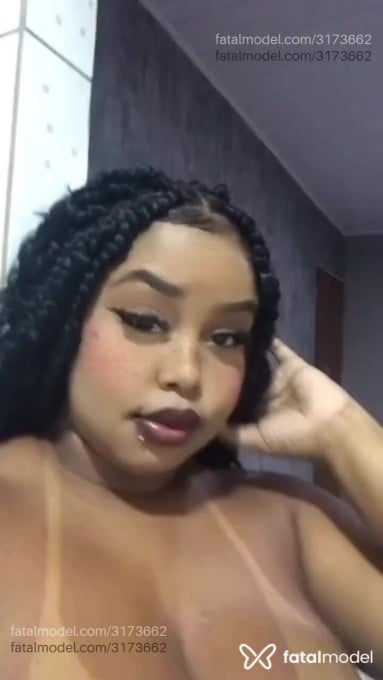 Acompanhante mulher morena (o) de olhos pretos em Saquarema - Cacau