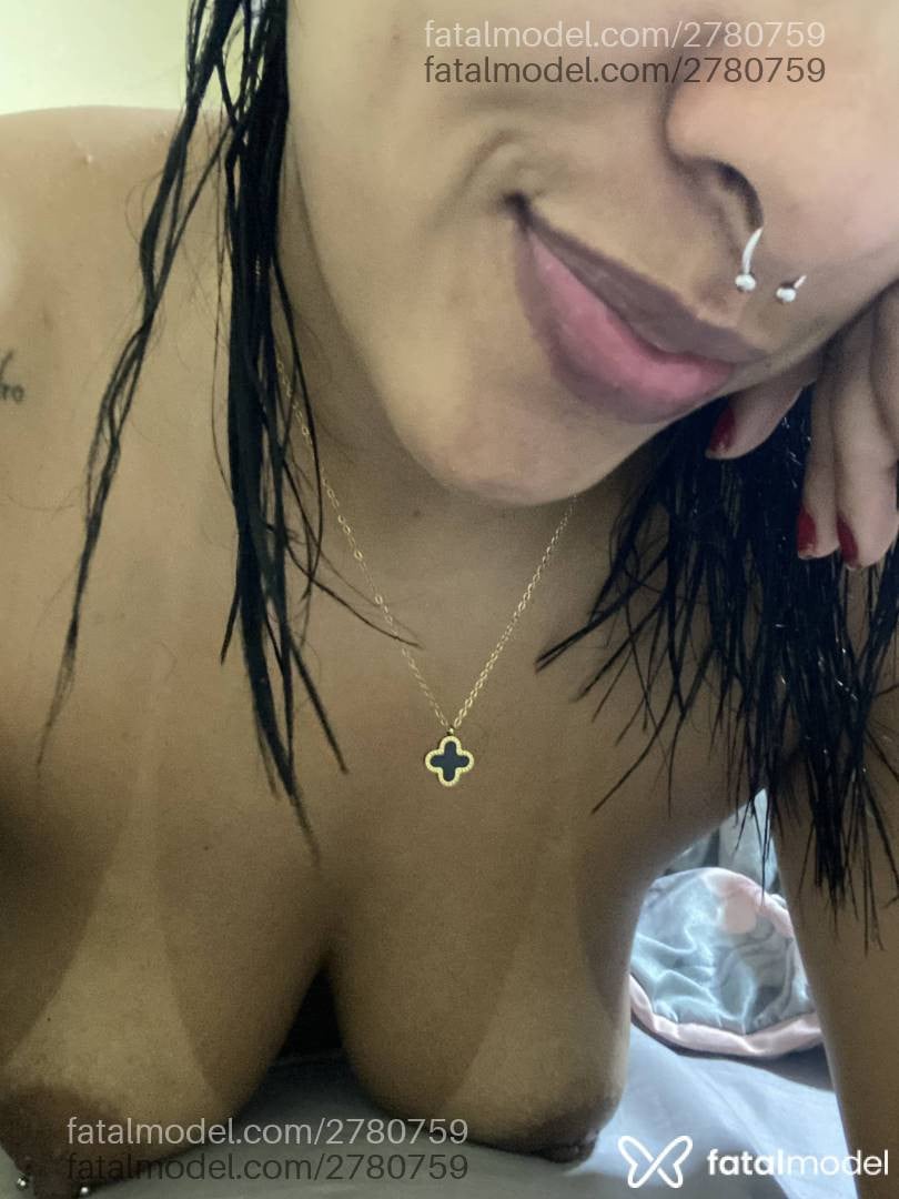 Acompanhante mulher morena (o) de olhos castanhos em Cabo Frio Acompanhante mulher morena (o) de olhos castanhos em Cabo Frio - Mires