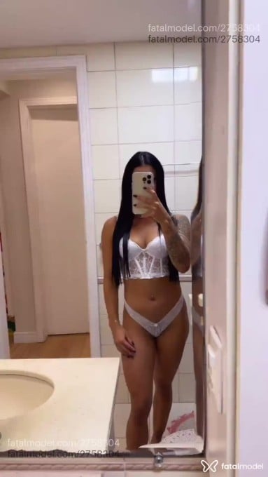 Acompanhante mulher morena (o) de olhos pretos em Curitiba - Fernanda