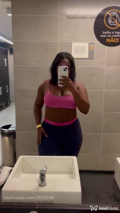 Acompanhante mulher morena (o) de olhos pretos em São Paulo - Luanna Costa