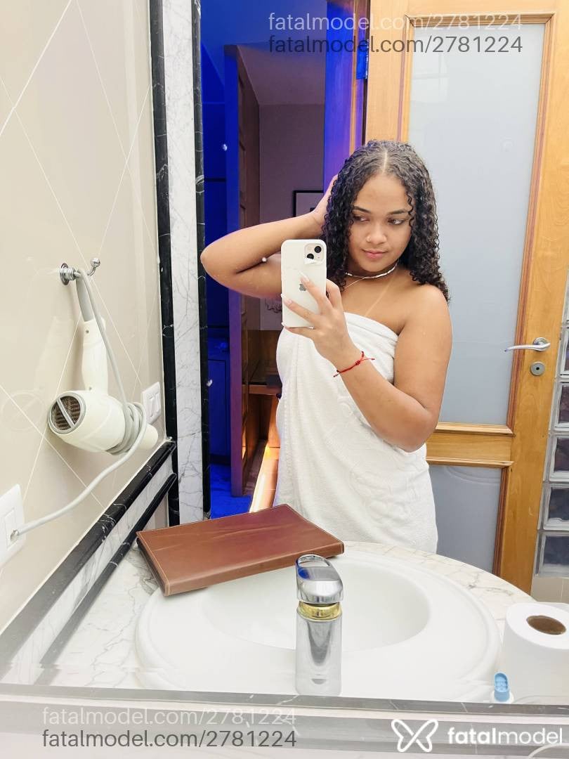 Acompanhante mulher com cabelo castanho de olhos mel em Ourinhos - Paloma
