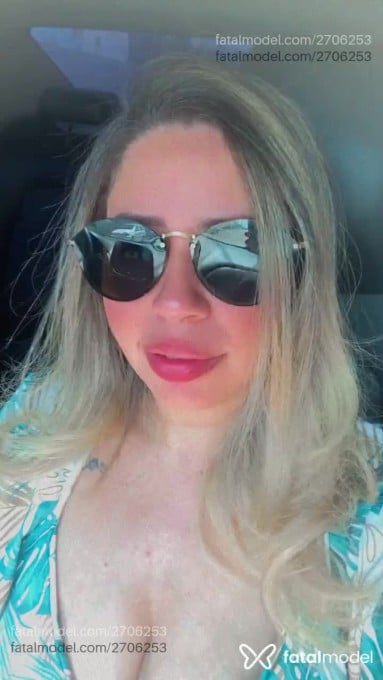 Acompanhante mulher loira (o) de olhos mel - ágata Pimetel Acompanhante mulher loira (o) de olhos mel - ágata Pimetel