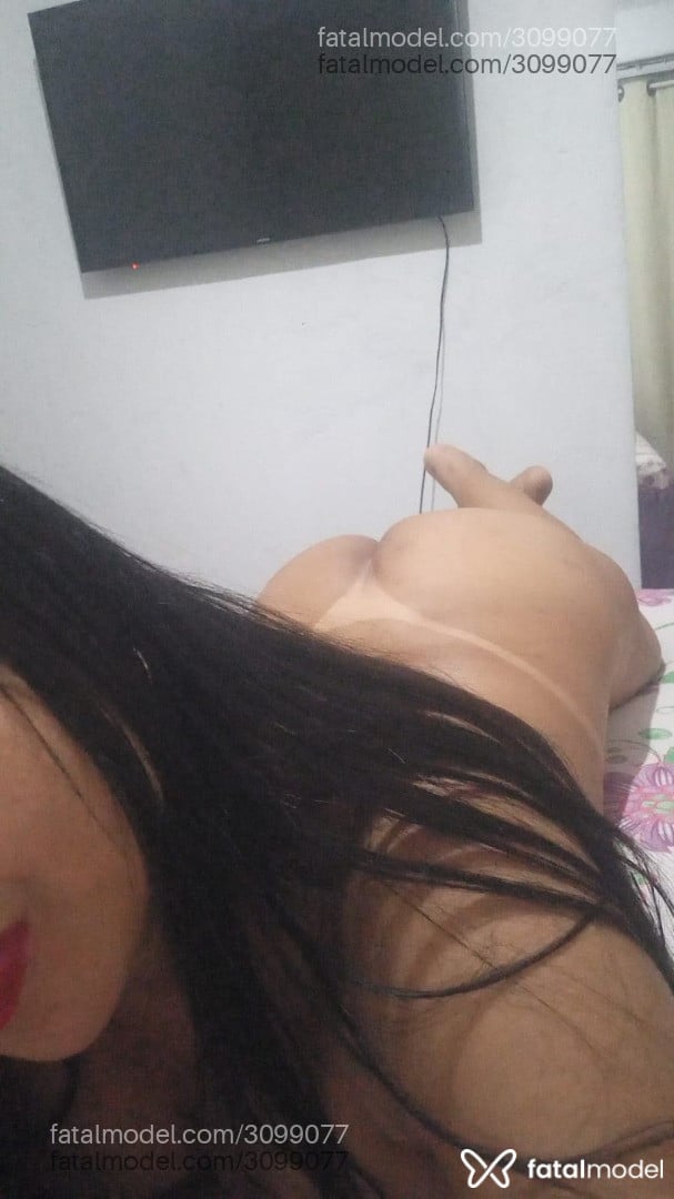 Acompanhante mulher morena (o) de olhos pretos - Gabriellle Acompanhante mulher morena (o) de olhos pretos - Gabriellle