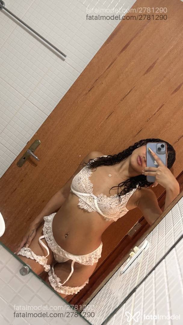 Acompanhante mulher morena (o) de olhos castanhos em Divinópolis - Manu Oliveira