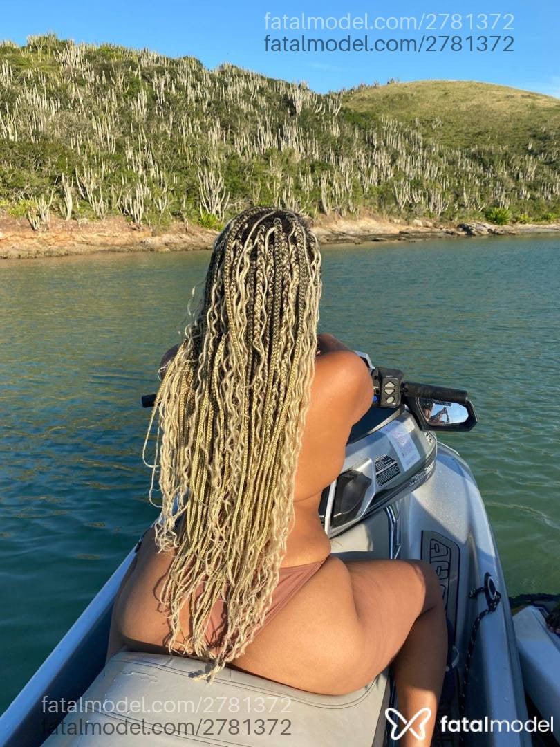 Acompanhante mulher loira (o) de olhos pretos em Cabo Frio - Dafne