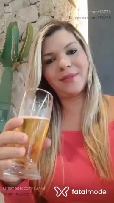 Acompanhante mulher trans loira (o) de olhos castanhos em Luziânia - Senhorita ferreira