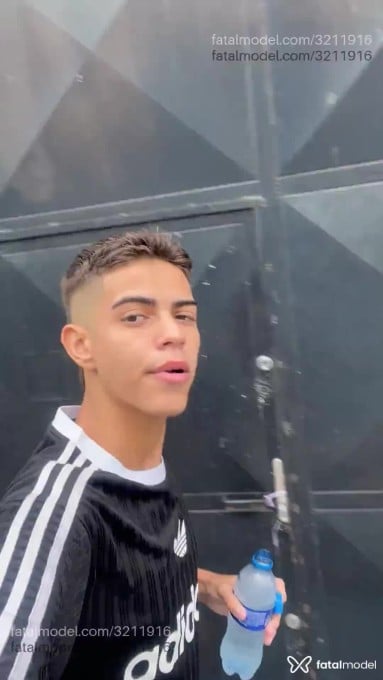 Acompanhante homem com cabelo castanho de olhos pretos em Fortaleza - Lucas