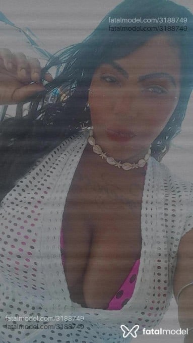 Acompanhante mulher morena (o) de olhos pretos em São Paulo - ágata Vitoria
