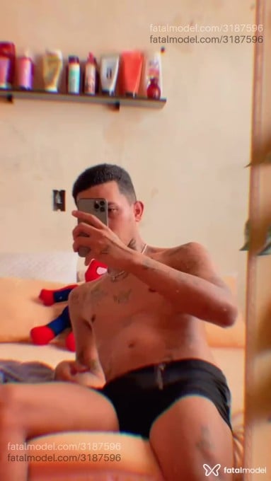Acompanhante homem morena (o) de olhos castanhos em Coelho Neto - Eduardo
