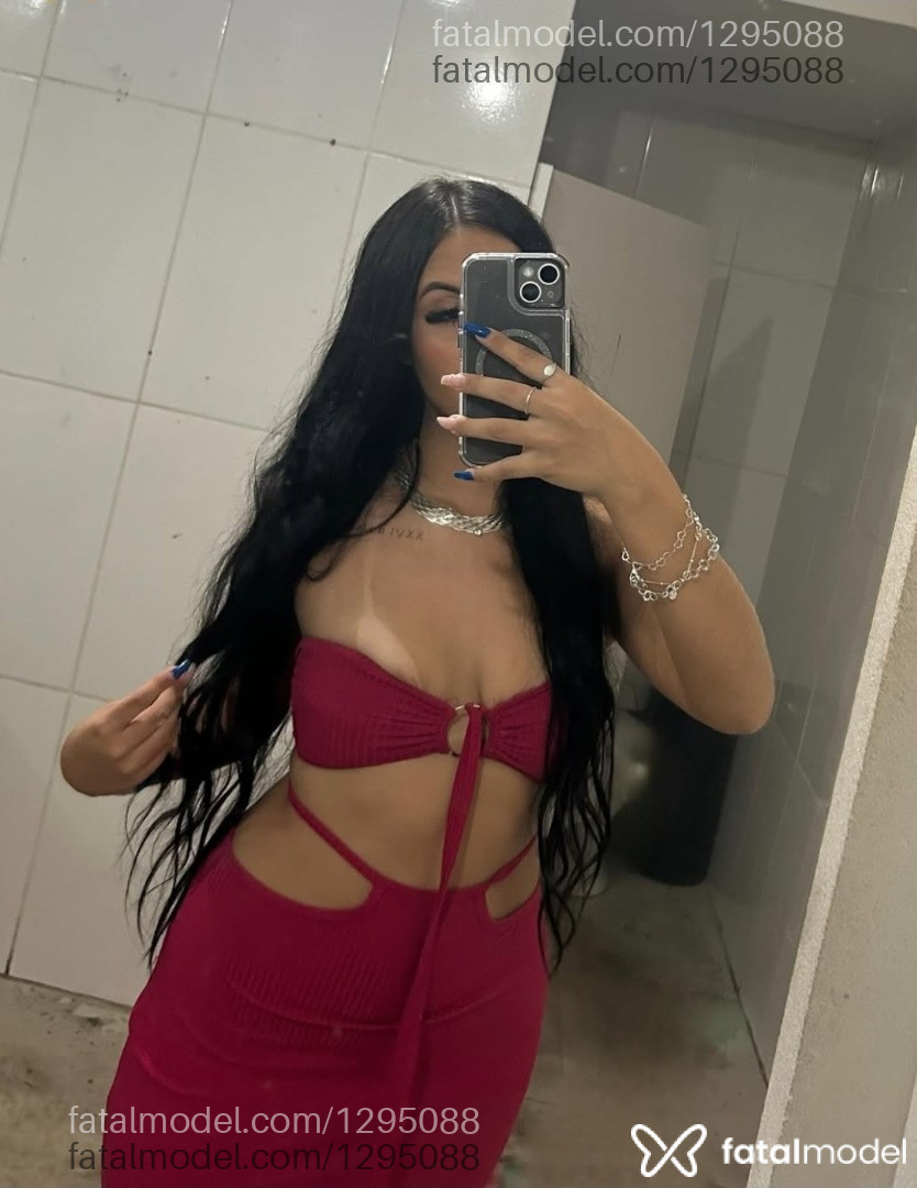 Acompanhante mulher morena (o) de olhos castanhos em Virtual - Maria Alice