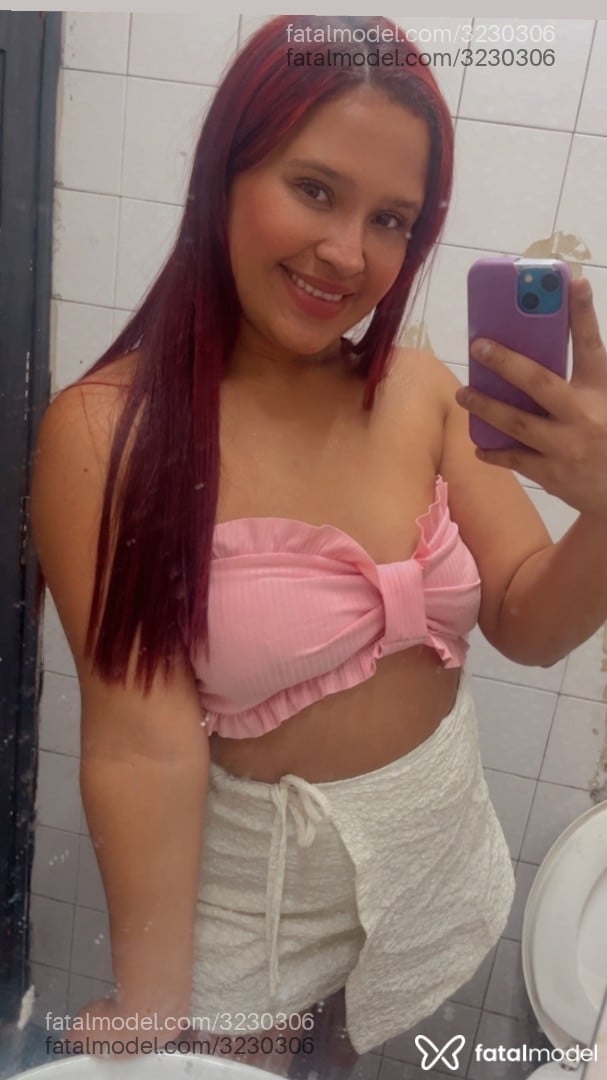 Acompanhante mulher ruiva (o) de olhos castanhos em São Paulo Acompanhante mulher ruiva (o) de olhos castanhos em São Paulo - Bruna